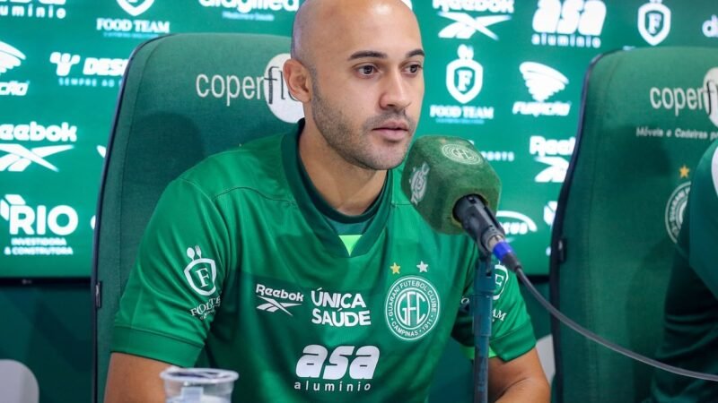 Com contrato em definitivo, lateral fica à disposição para estrear pelo Guarani