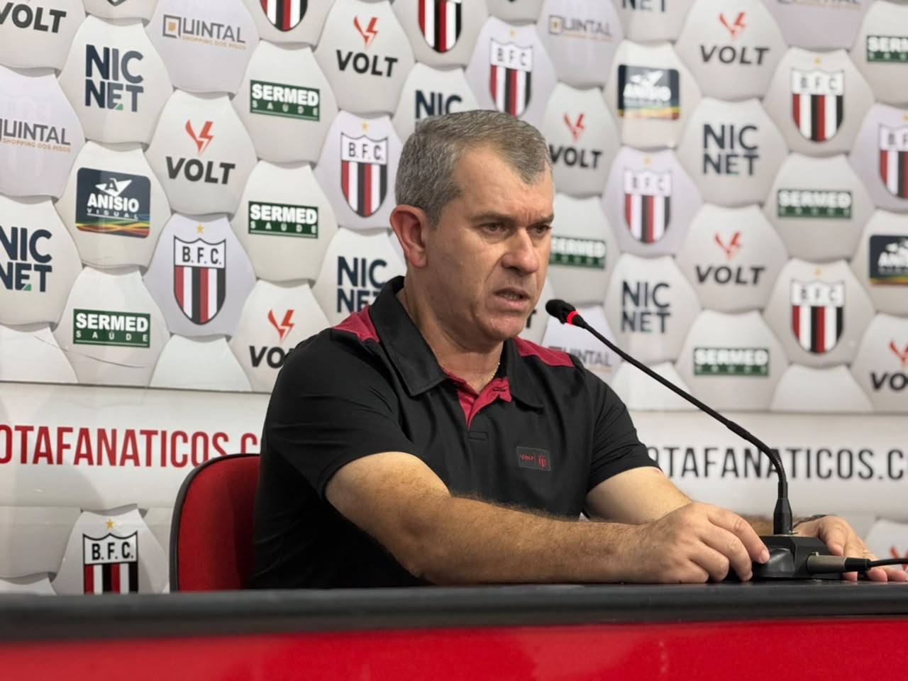 Tencati elogia convicção do Botafogo-SP em virada: “Nosso time tem amadurecido”