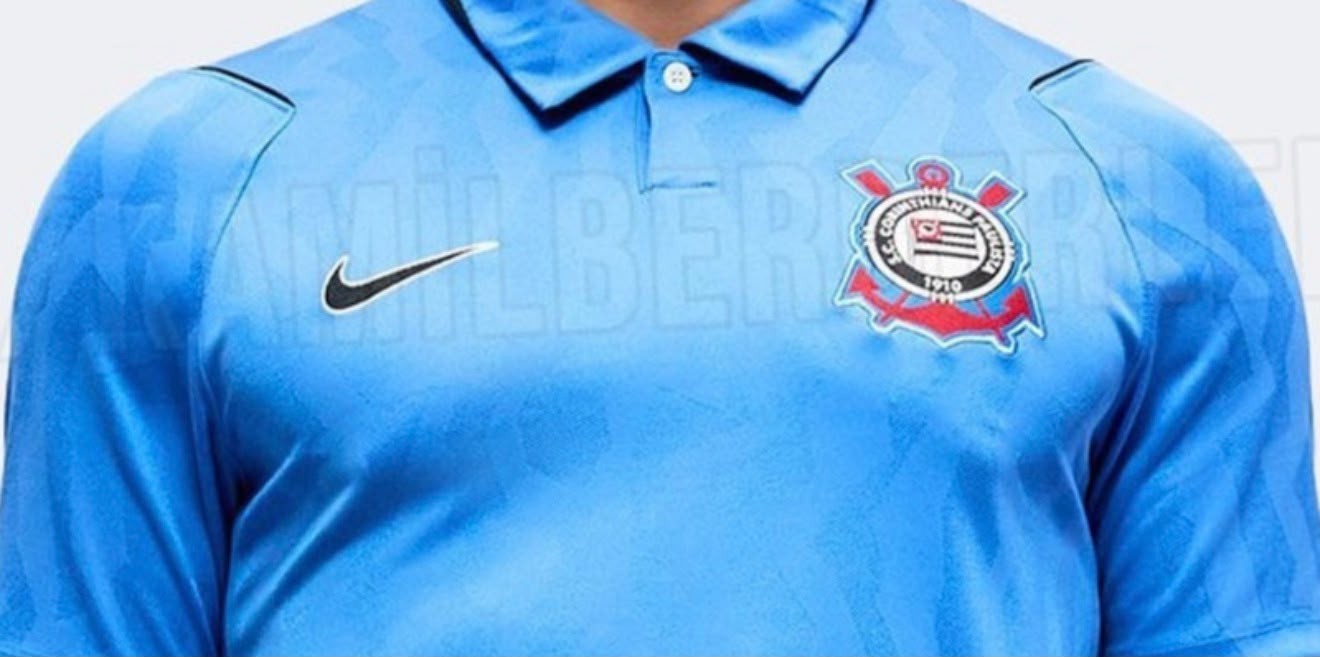 Fotos de suposta terceira camisa do Corinthians vazam nas redes sociais