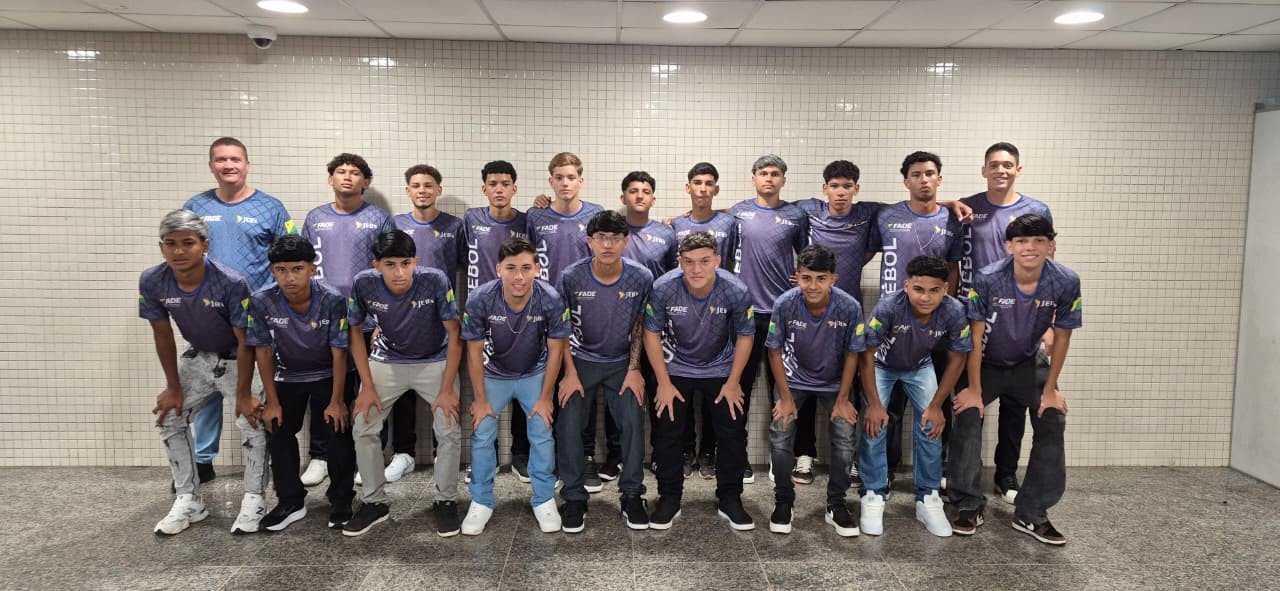 Escola Glória Perez viaja para disputa do futebol masculino nos JEB’s Sub-18, no interior de PE
