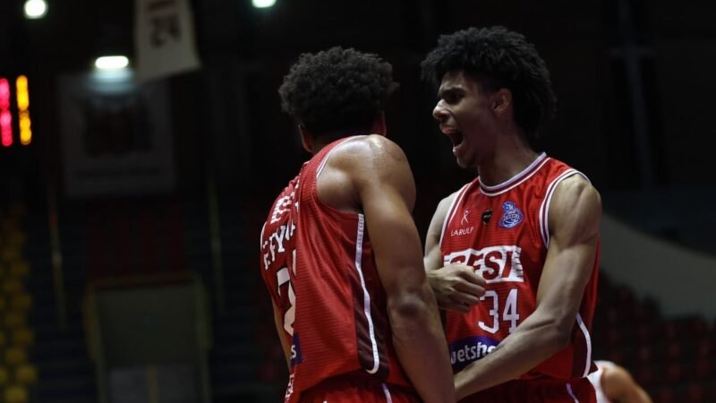 Franca leva susto, vence Paulistano e segue 100% no Paulista de basquete