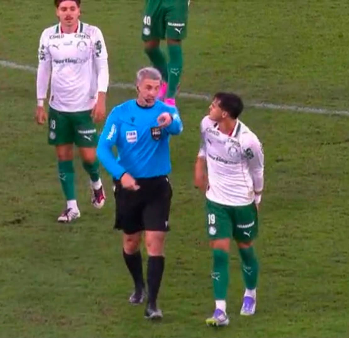 Sosa tem lesão diagnosticada e vira desfalque no Palmeiras; Khellven avança em recuperação