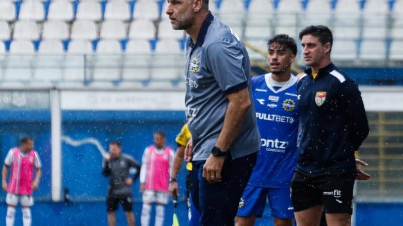 Wilson Júnior evita pensar nas quartas da Copa Paulista e foca em partida contra o São Caetano