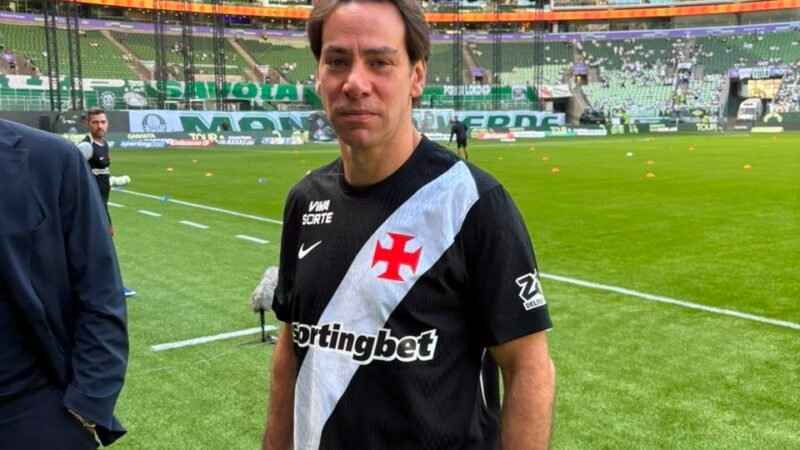 Presença de Marcos Lamacchia no jogo contra o Palmeiras movimenta bastidores do Vasco