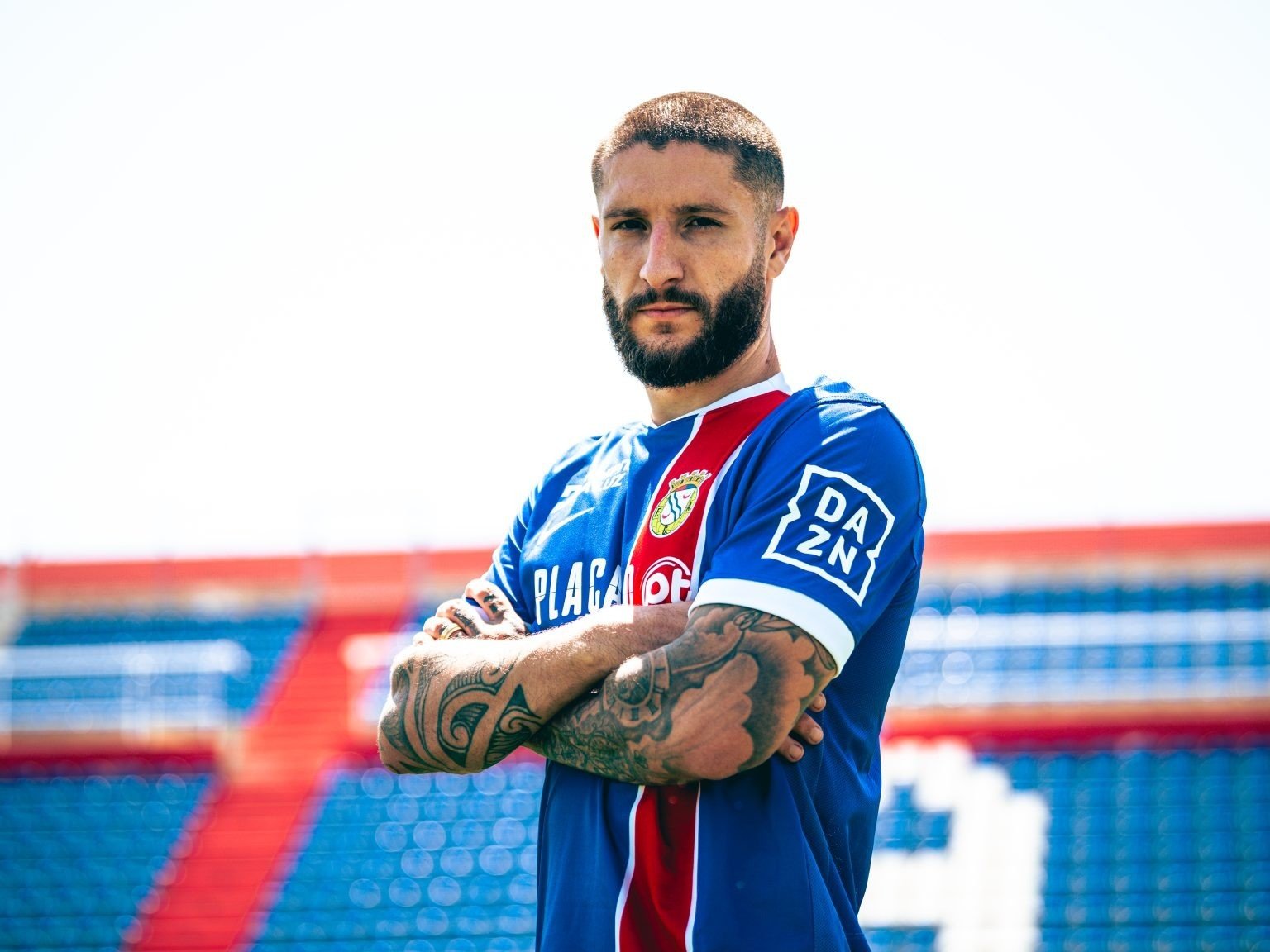 Zé Rafael rebate torcedor do Santos: “Vou passar bem longe desse lugar sem sentir saudade”