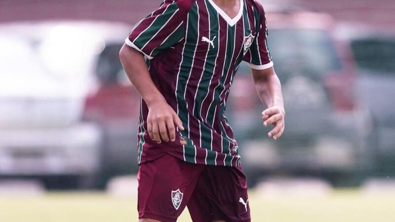 Fluminense abre portas da base para filhos de lendas como Felipe Melo, Ganso e Fred