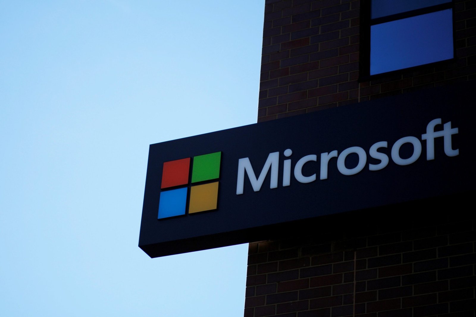 Diretor da Microsoft chamou de ‘roubo’ uso de reportagens do NYT para treinar modelos da própria empresa e da OpenAI