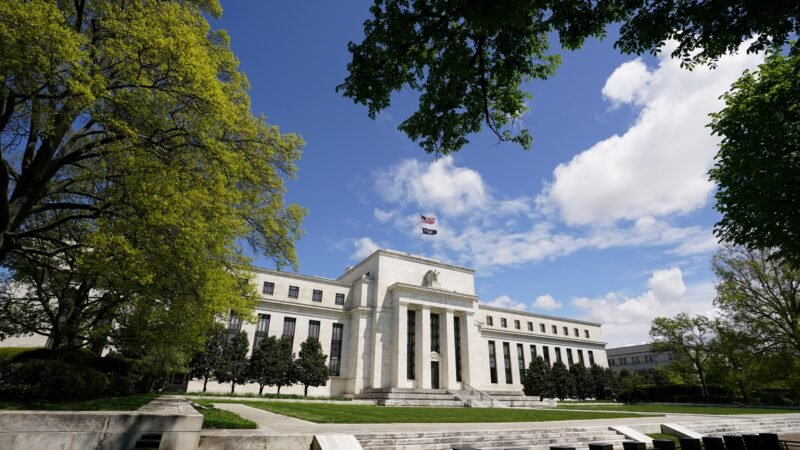 Fed eleva juros dos EUA pela 1ª vez em mais de 3 anos, para a faixa de 3,75% a 4% ao ano