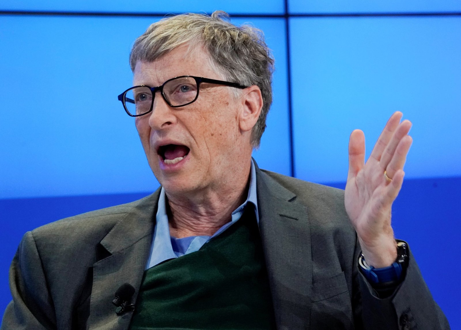 Bill Gates alerta que IA pode causar ‘um bilhão de mortes’ e defende legislação para a tecnologia