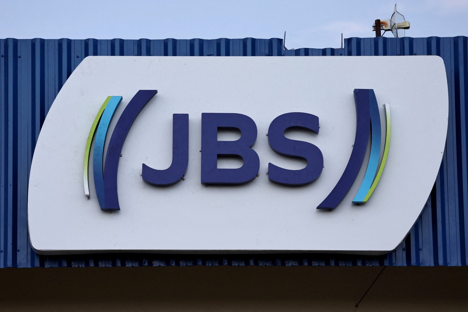JBS e Viva unem operações e criam gigante com capacidade para processar mais de 20 milhões de couros por ano