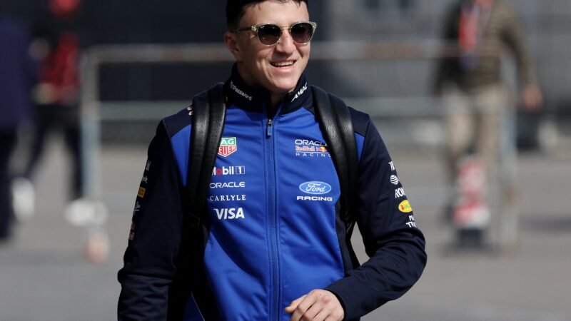 Hadjar volta de lesão e vai disputar o GP do Azerbaijão pela Red Bull