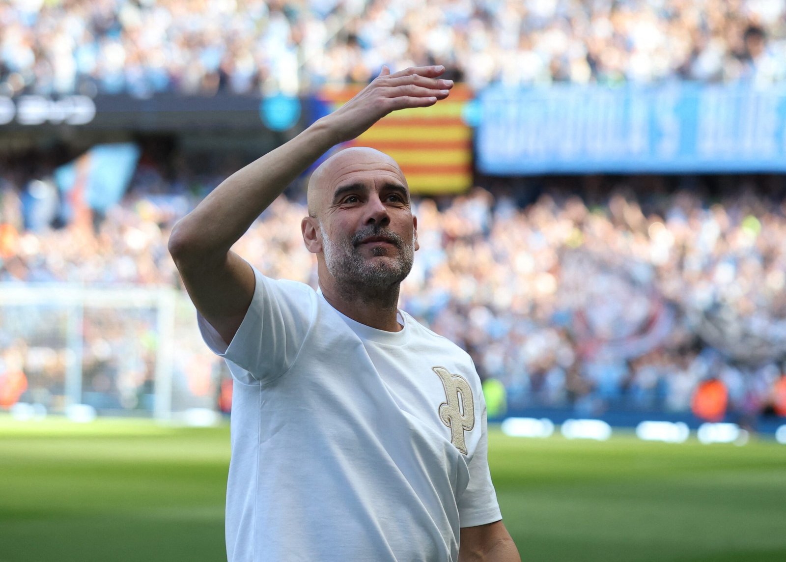 Guardiola comenta acusações da Premier League ao Manchester City: “Vamos superar juntos”
