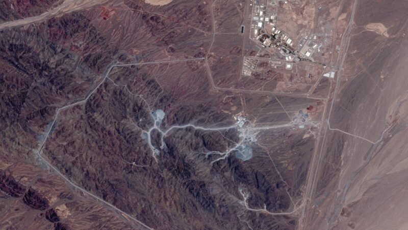 Irã acelera ritmo de construção em suposta área nuclear na montanha Pickaxe, segundo analistas dos EUA