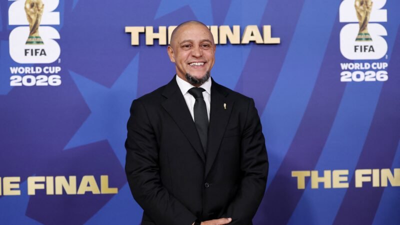 Roberto Carlos revela ter perdido 99% do que ganhou no futebol: “Conta zerada”