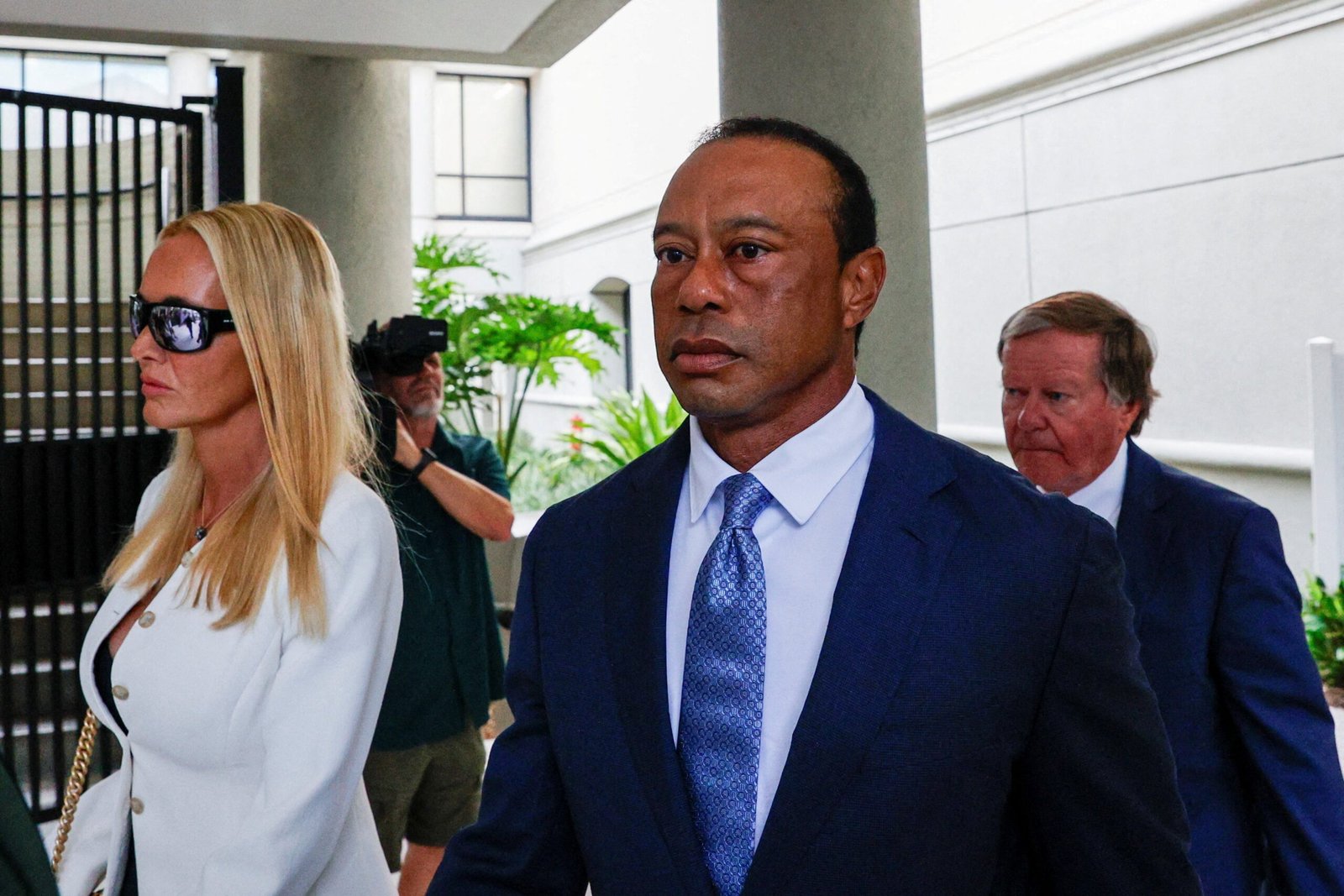 Tiger Woods se declara culpado por direção imprudente em acidente de trânsito nos EUA