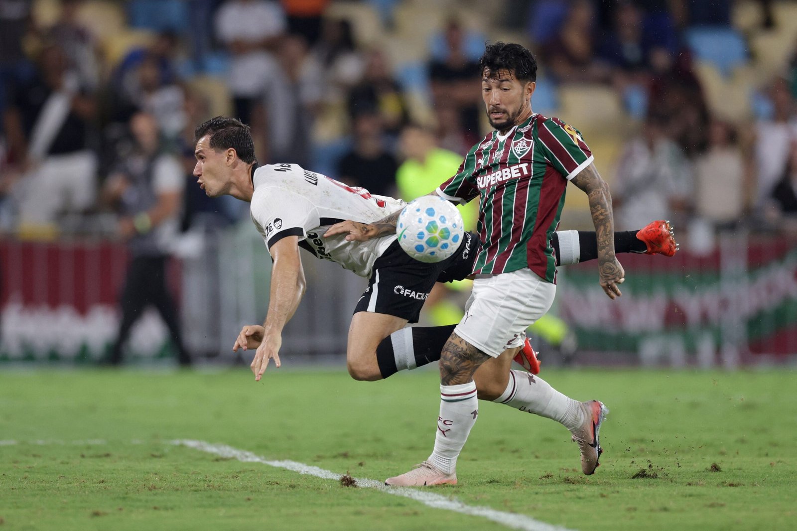 Análise: Vasco não aproveita superioridade inicial e desmonta com falha e cansaço acumulado