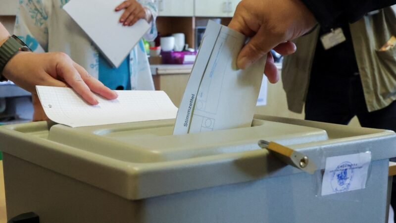 Urnas abrem na Alemanha em eleição estadual que pode dar vitória histórica à extrema direita