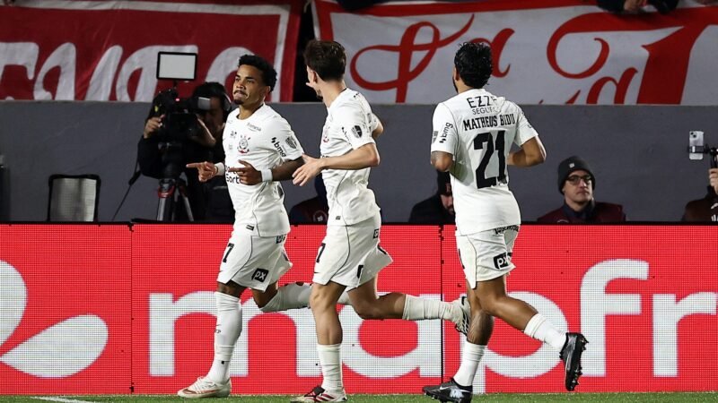 A Libertadores é onde o Corinthians consegue respirar