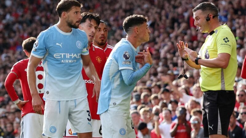 Foden provoca torcida do Manchester United após vitória em clássico; veja
