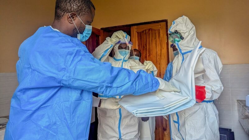 Surto de ebola teria começado meses antes de anúncio oficial