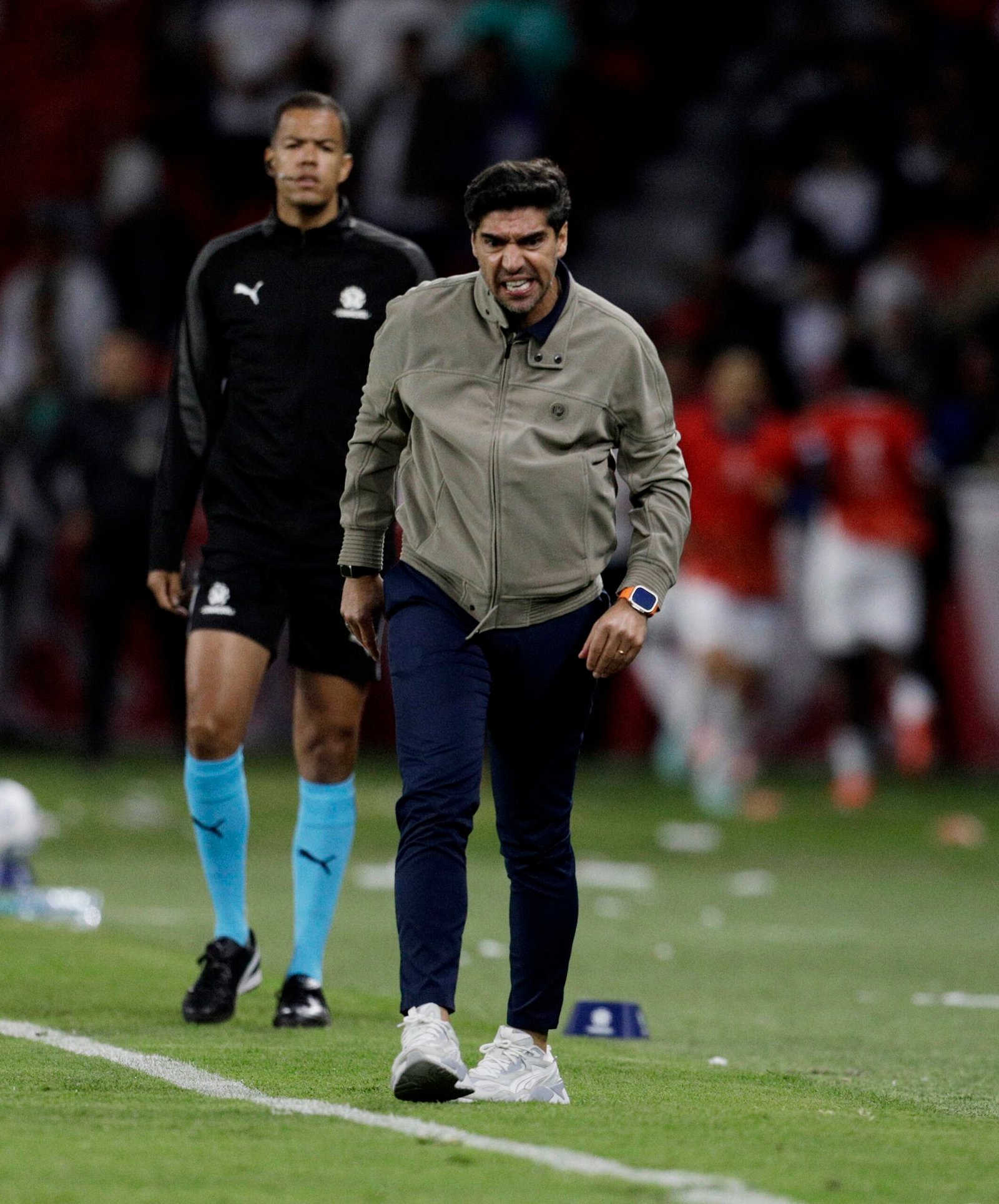 Abel é expulso contra a LDU e desfalca o Palmeiras na semifinal da Libertadores