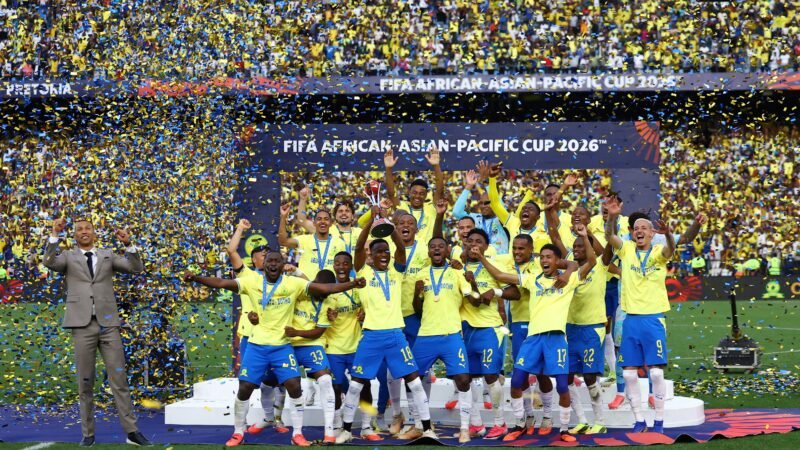 Arthur Sales vibra com vitória do Mamelodi e sonha com rival brasileiro na Copa Intercontinental