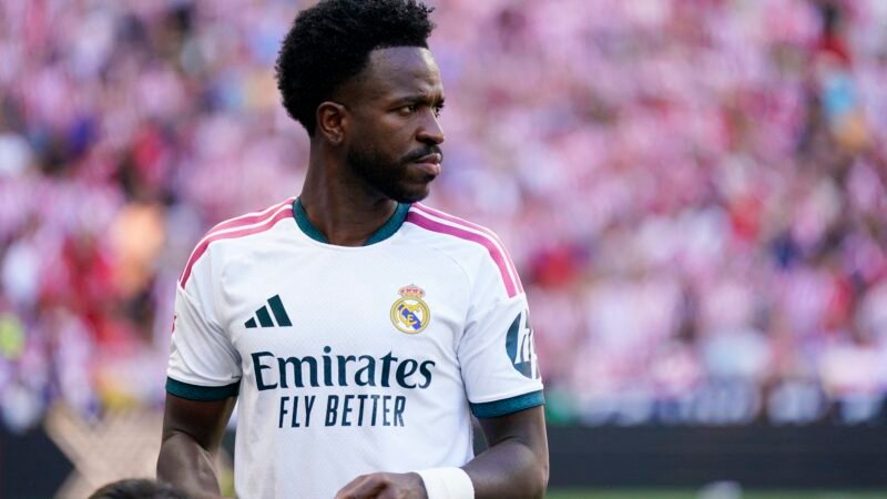 Imprensa de Madri critica Vini Jr em derrota do Real para o Atlético: “Desaparecido”