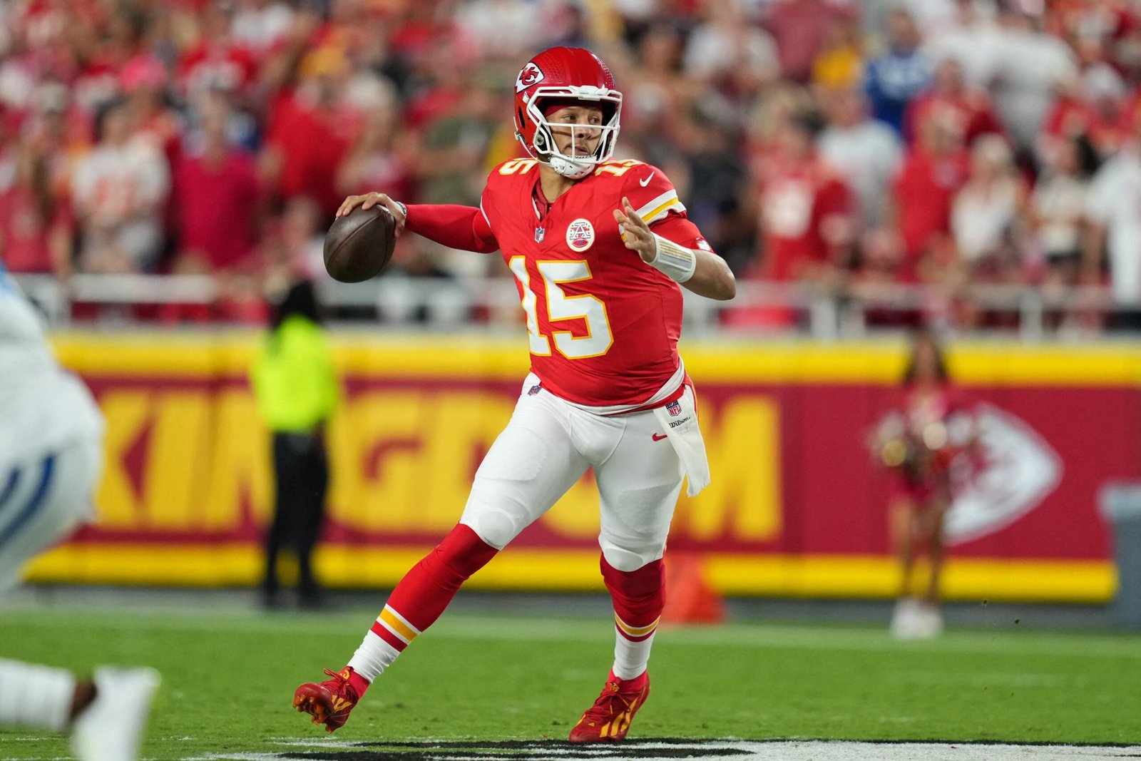 Mahomes brilha, Butker decide na prorrogação e Chiefs vencem Colts