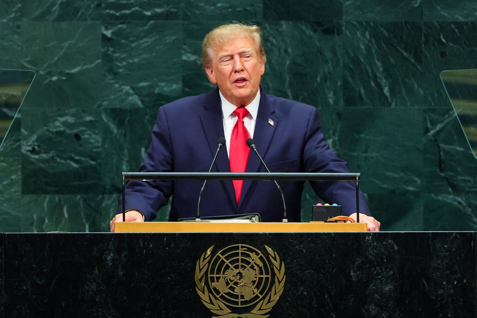 Na ONU, Trump promete extinguir ‘interferência estrangeira’ no Hemisfério Ocidental ‘pela via militar, se preciso’