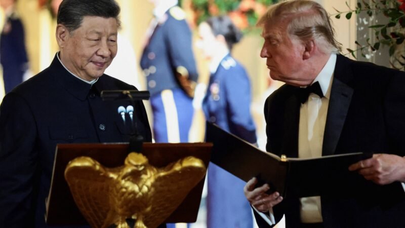 China e EUA concordam com corte de tarifas de R$ 156 bilhões, diz Pequim