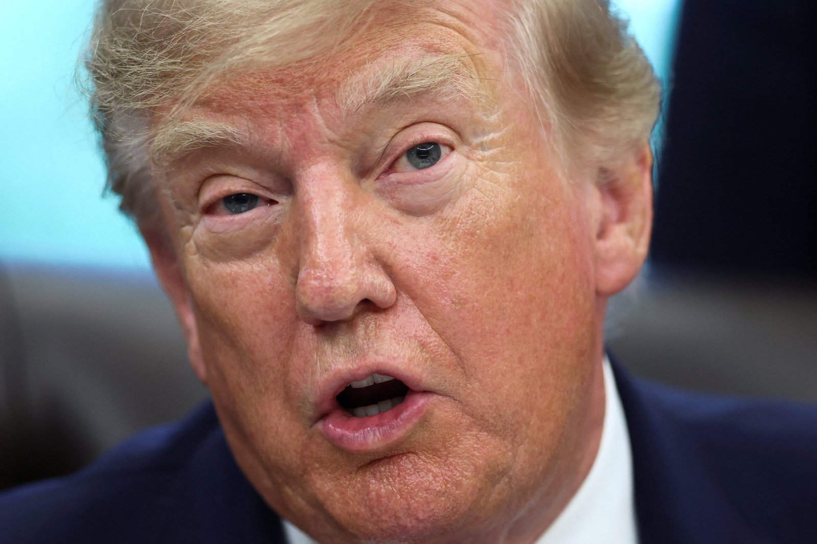 ‘Se essa foi minha maior conquista, então eu fui um presidente de merda’, diz Trump ao lançar site do governo