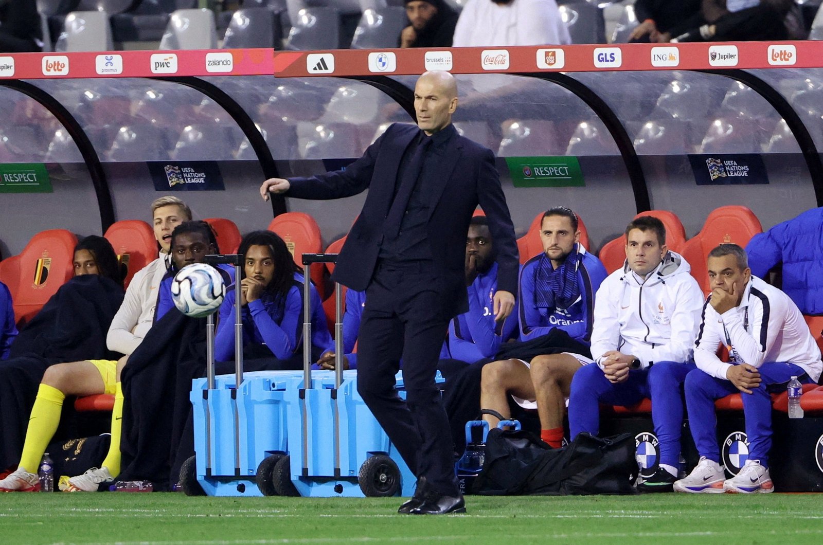 Zidane explica bicão para festejar gol da França: “Acompanhei a jogada de Olise, foi meio ridículo”