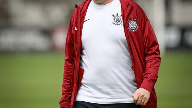 Do transfer ban às dívidas com elenco: Corinthians avalia que crise econômica prejudica o time