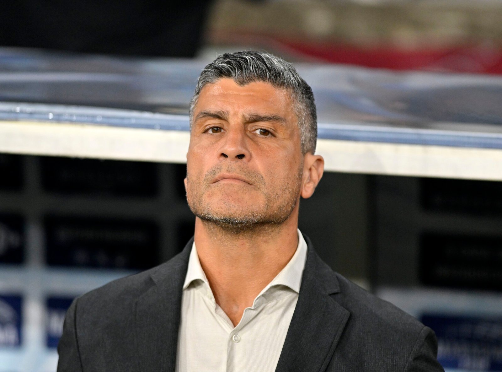 Pedro Emanuel lamenta chances desperdiçadas pelo Vasco e indica Brasileirão como prioridade