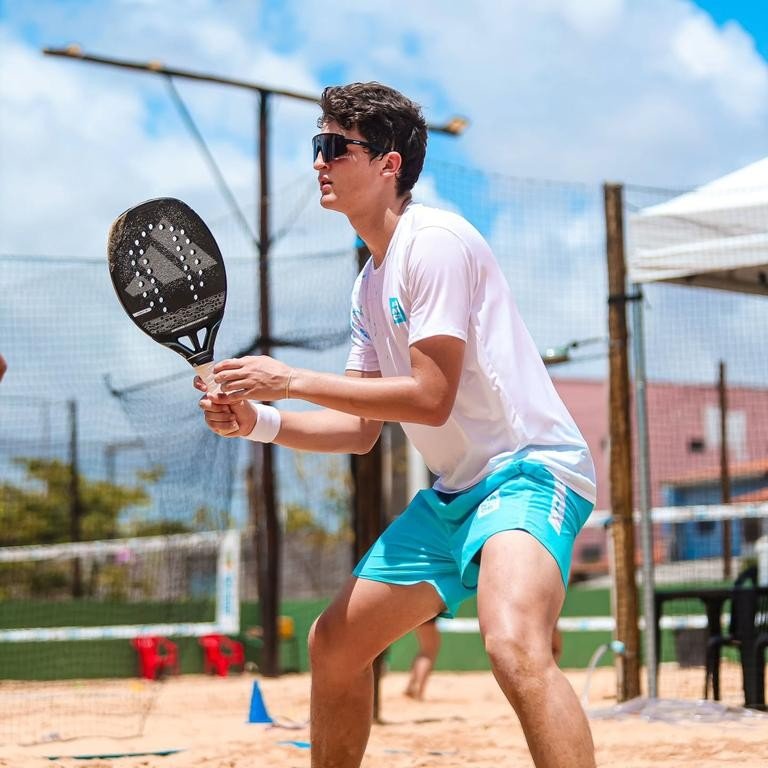 Augusto Neto conquista ouro no Pan-Americano de Beach Tennis Sub-18