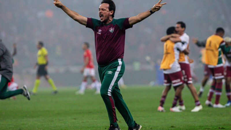 Fluminense reencontra Fernando Diniz após dez duelos desde a saída do técnico; retrospecto