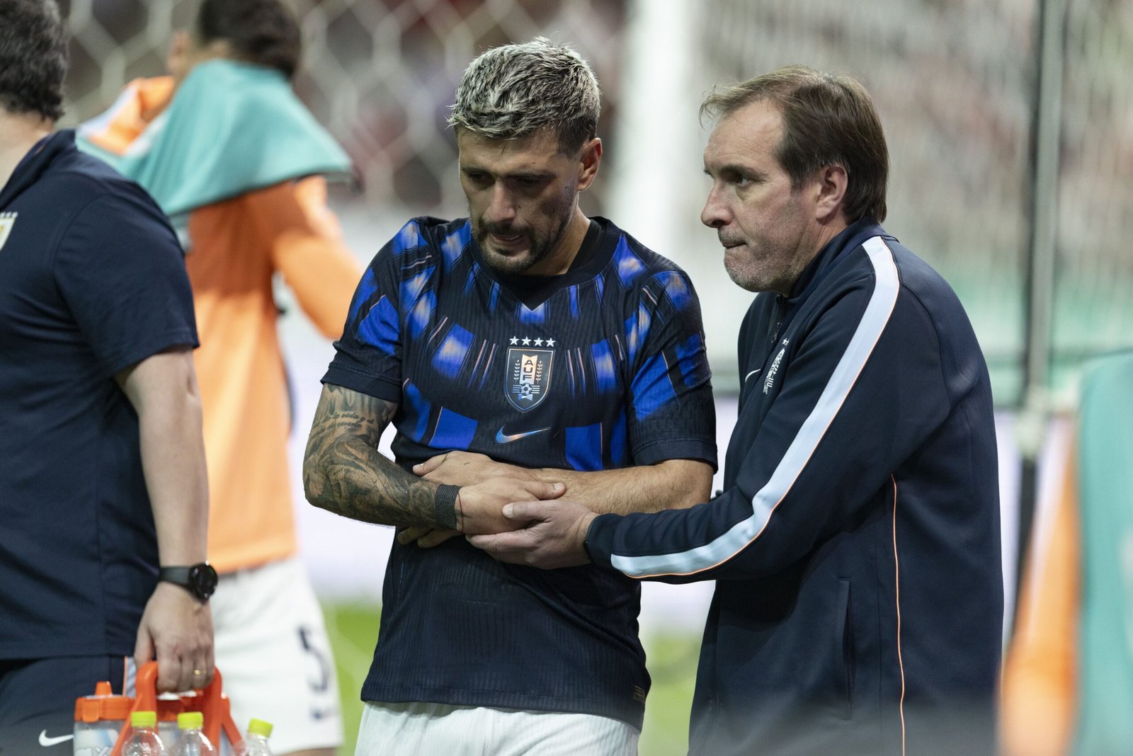 Arrascaeta, do Flamengo, se pronuncia depois de lesão com o Uruguai: “Não há medo”