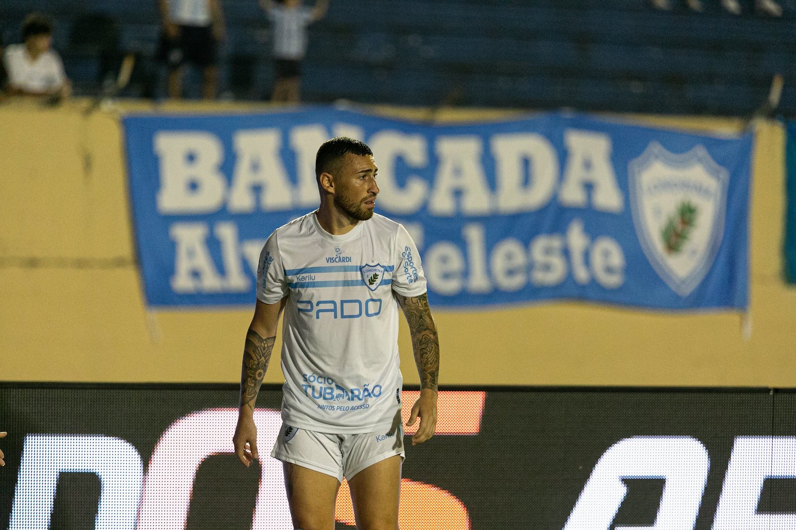 Paulinho Moccelin deixa Londrina para jogar por clube do Bahrein