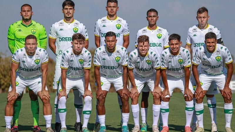 Cuiabá mantém 20% dos direitos de Gustavo Santana, autor de um dos gols da vitória do São Paulo