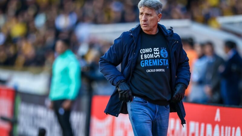Grêmio acerta volta de Renato; técnico faz post e depois apaga