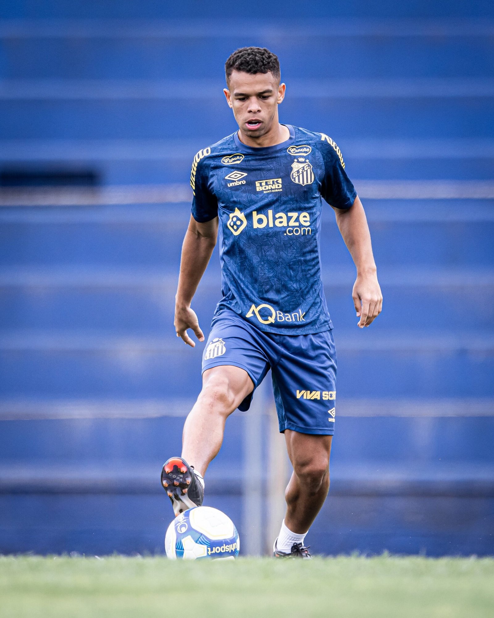 Sandry entra em acordo e rescinde contrato com o Santos
