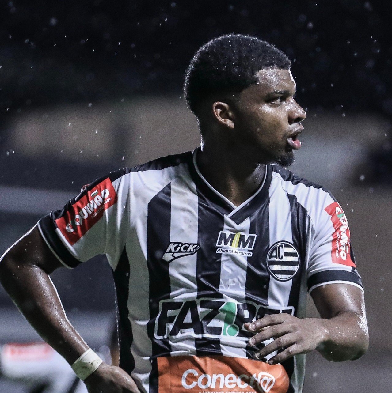 Vila Nova adota cautela sobre Lincoln e aguarda “parecer da CBF” sobre situação do atacante