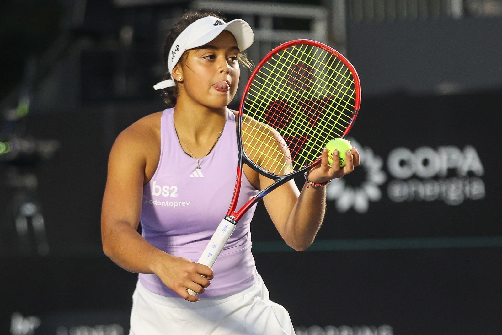 Naná Silva vence no US Open Juvenil e vai às quartas pela primeira vez em um Grand Slam