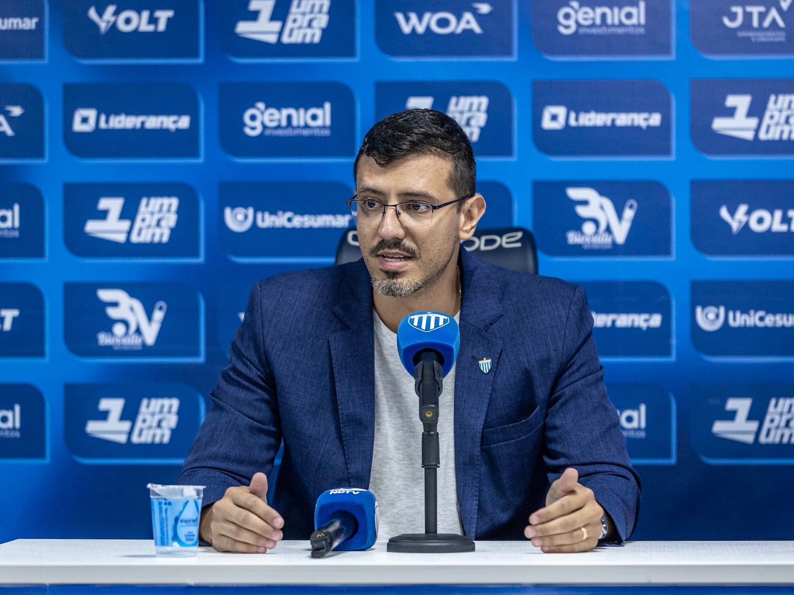 Presidente do Avaí explica o que falta para empresa assumir a SAF do clube