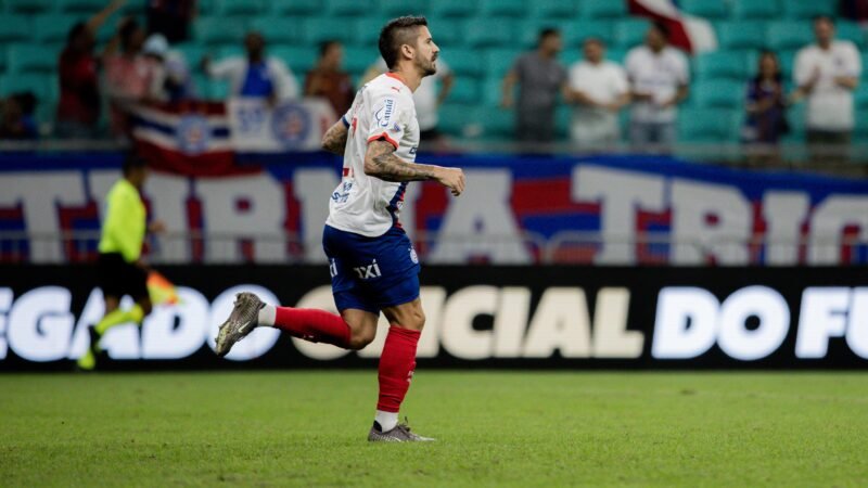 Atuações do Bahia: Everaldo perde pênalti nos acréscimos e recebe a pior nota contra o Athletico