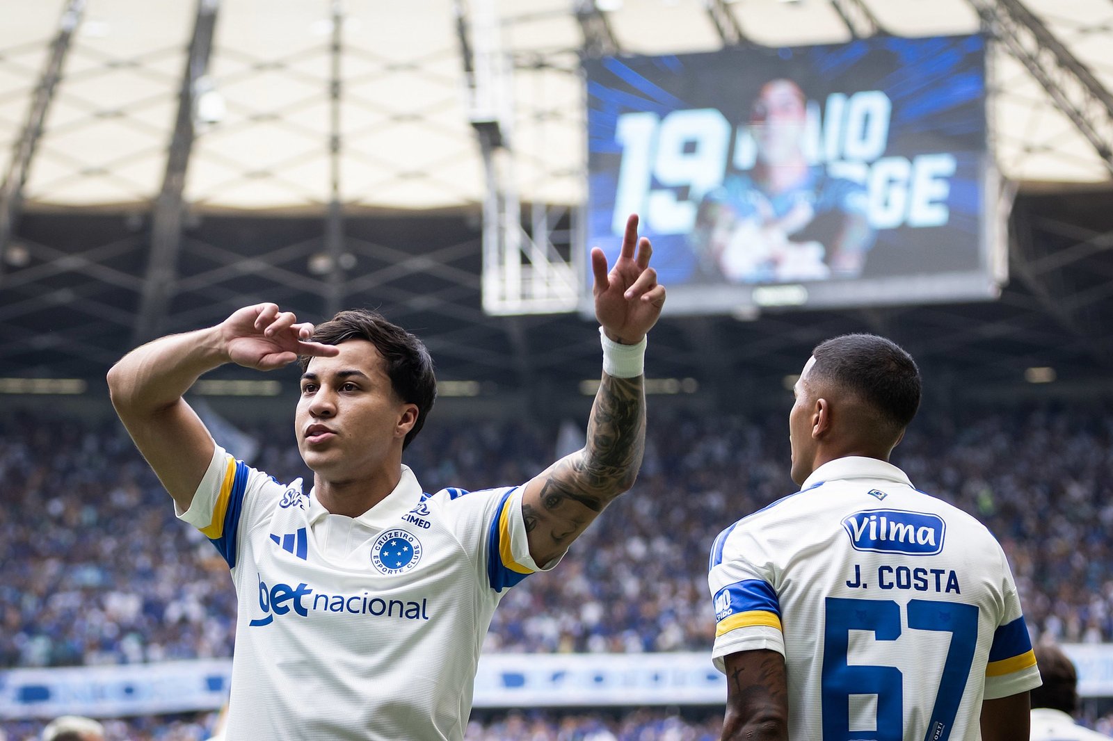 Como o Cruzeiro pode virar líder do returno do Brasileiro em duelo direto com o Athletico-PR