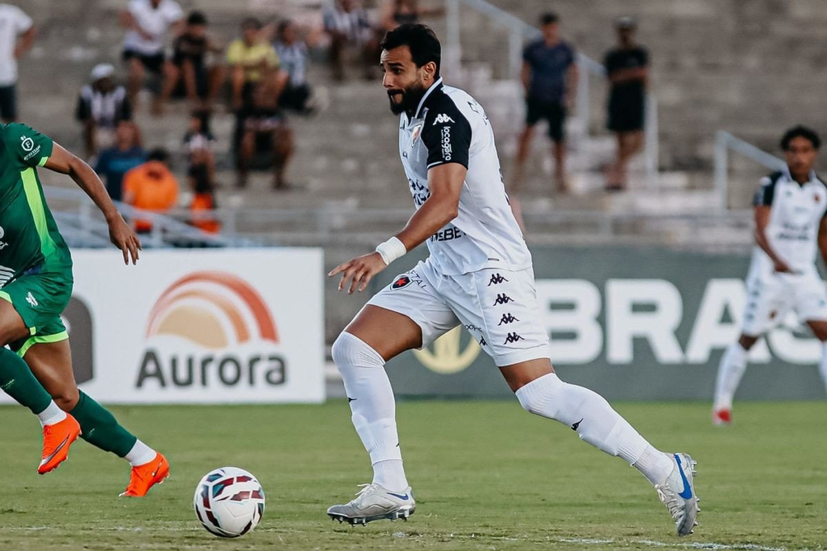 Botafogo-PB tenta encerrar seca de gols para se manter vivo no quadrangular do acesso da Série C