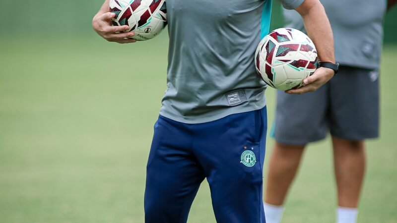 Criciúma anuncia a contratação do técnico Umberto Louzer por empréstimo até o fim da Série B