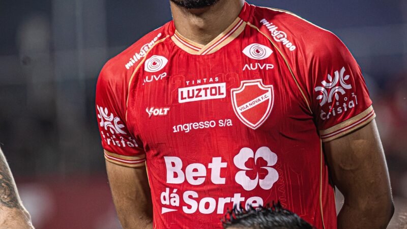 Vila tem três novos desfalques para enfrentar o Athletic