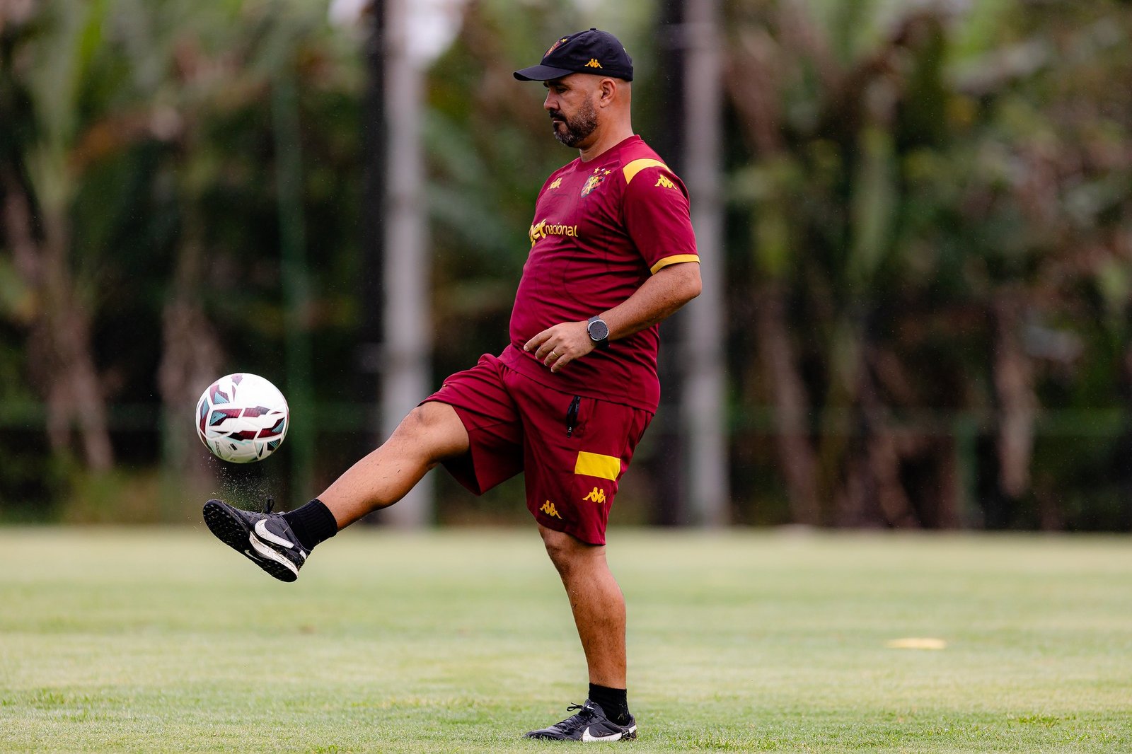 Sport treina com Sued Lima enquanto aguarda acerto com novo técnico para fim da Série B